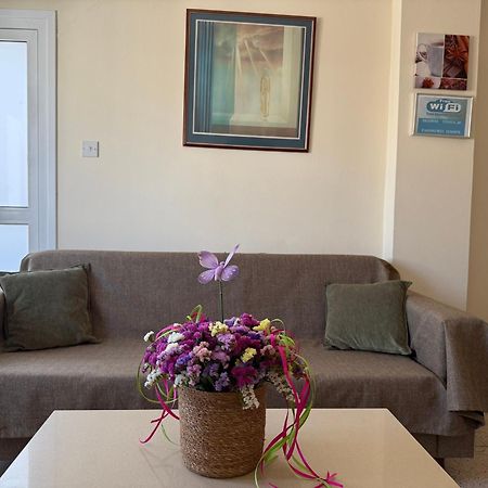 Terpsithea Apartments Agia Napa Buitenkant foto