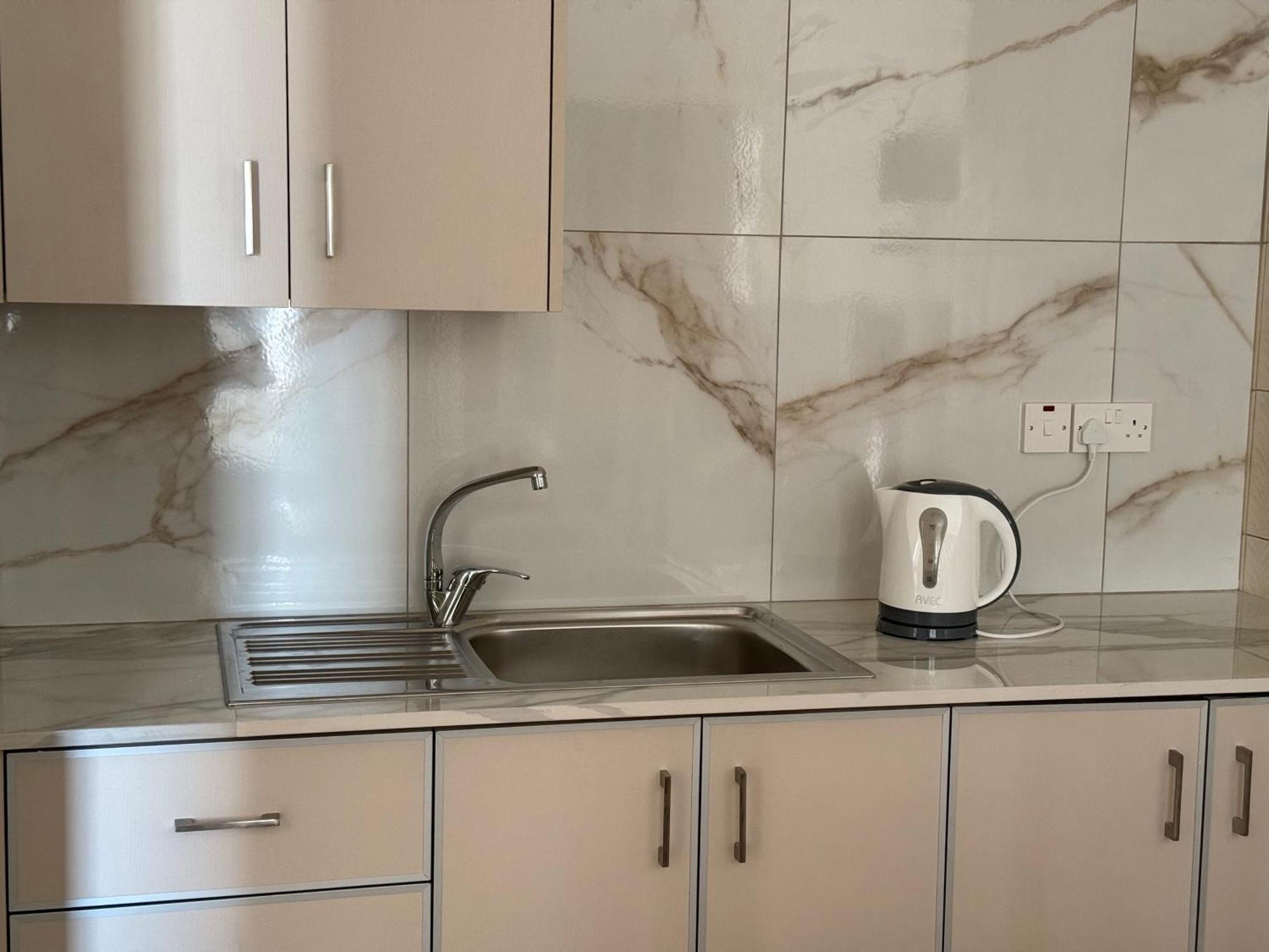 Terpsithea Apartments Agia Napa Buitenkant foto
