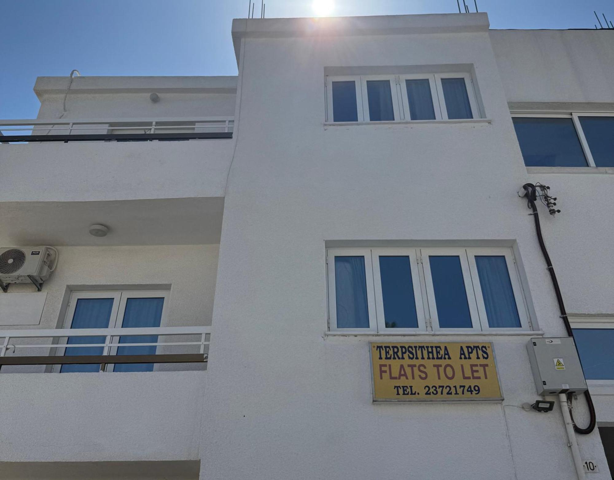 Terpsithea Apartments Agia Napa Buitenkant foto
