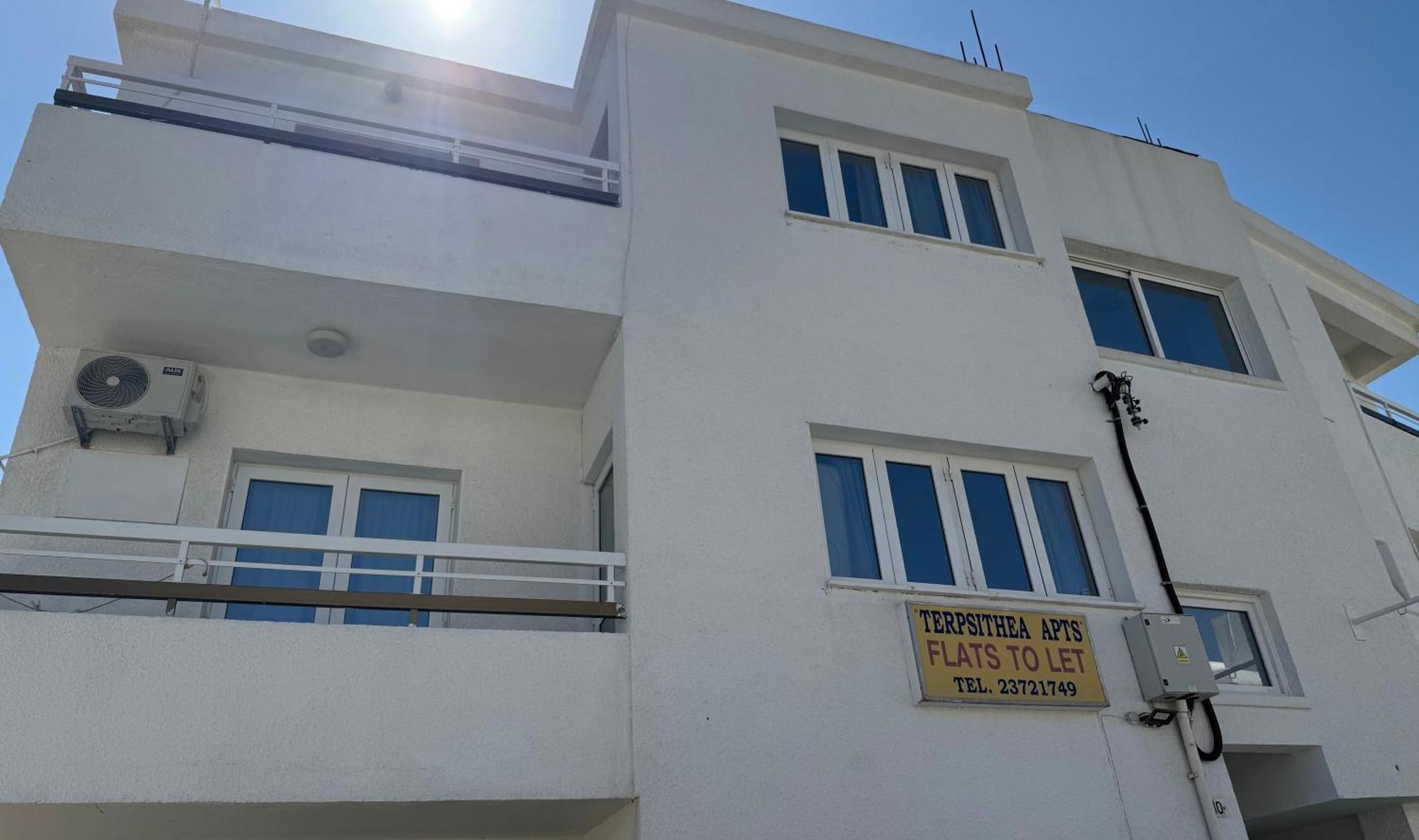 Terpsithea Apartments Agia Napa Buitenkant foto