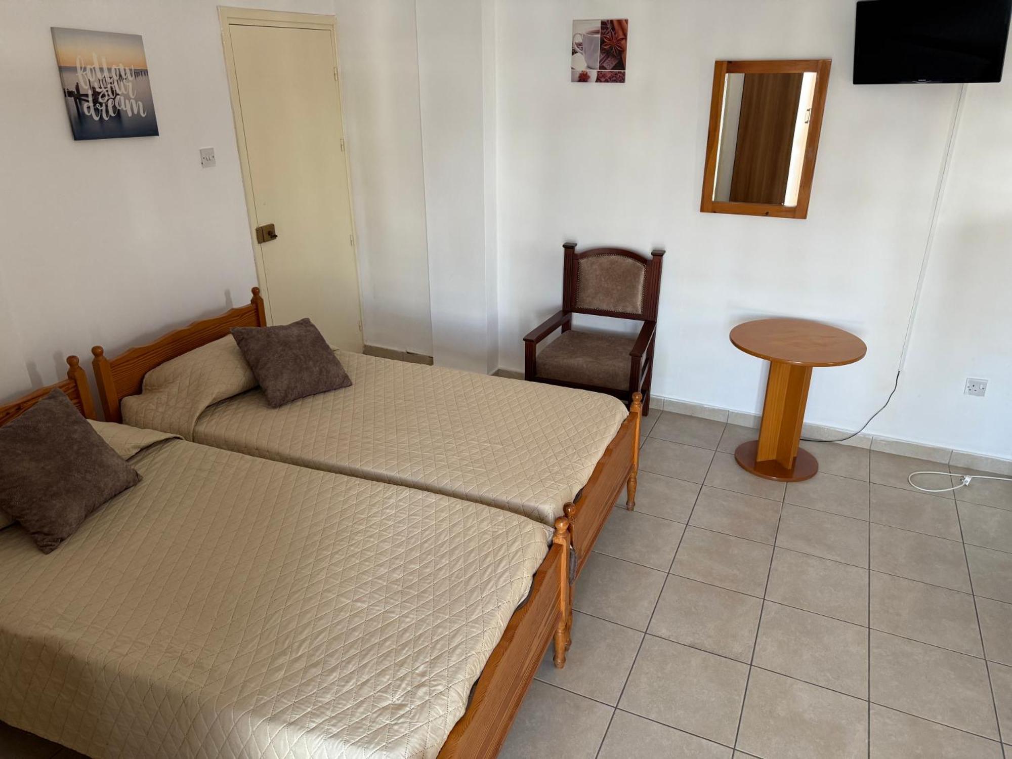 Terpsithea Apartments Agia Napa Buitenkant foto